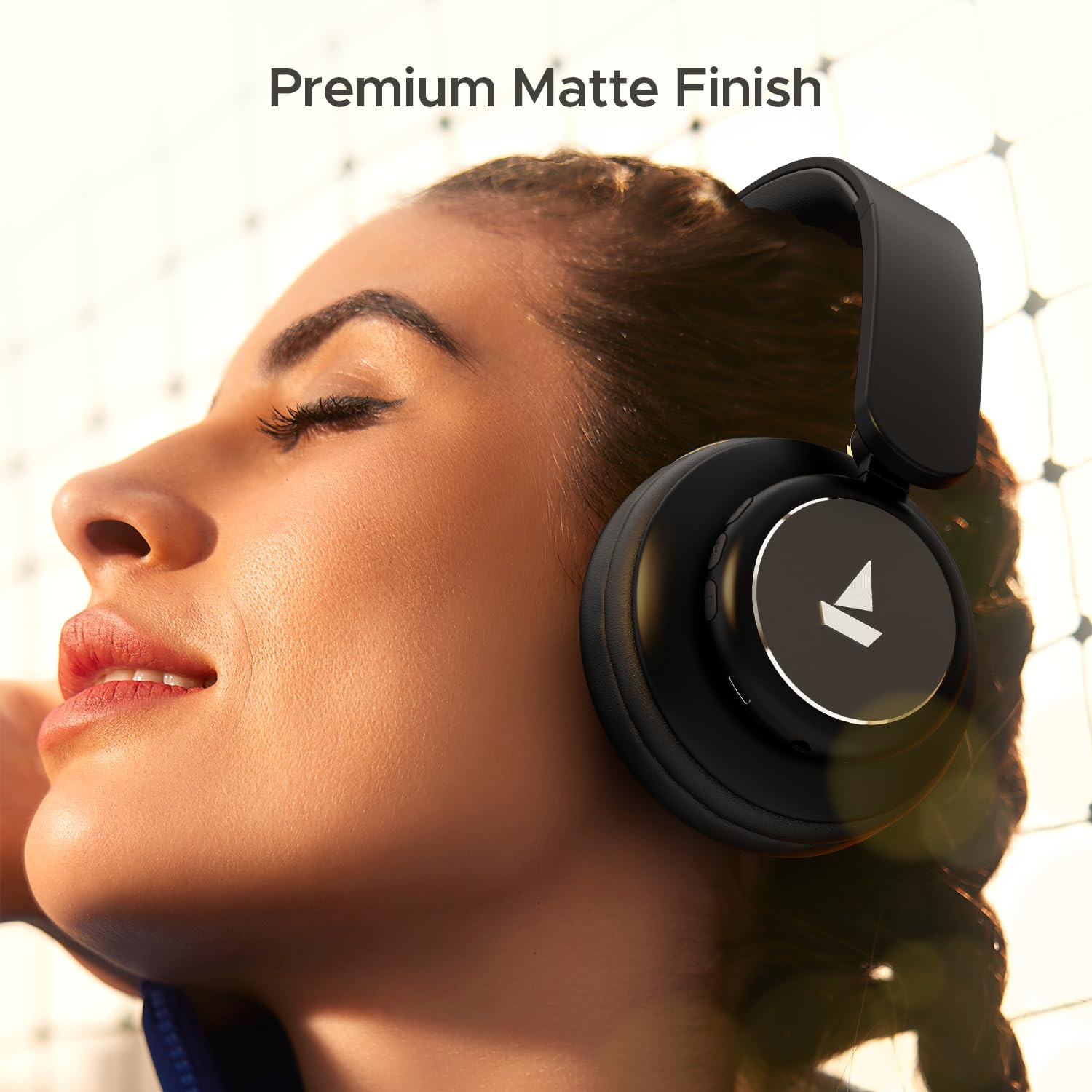 boAt Rockerz 450 15 HRS Battery 40mm Drivers Padded Ear Cushions Integrated Controls Dual Modes On Ear Bluetooth Headphones Wireless Headphone with Mic Luscious Black